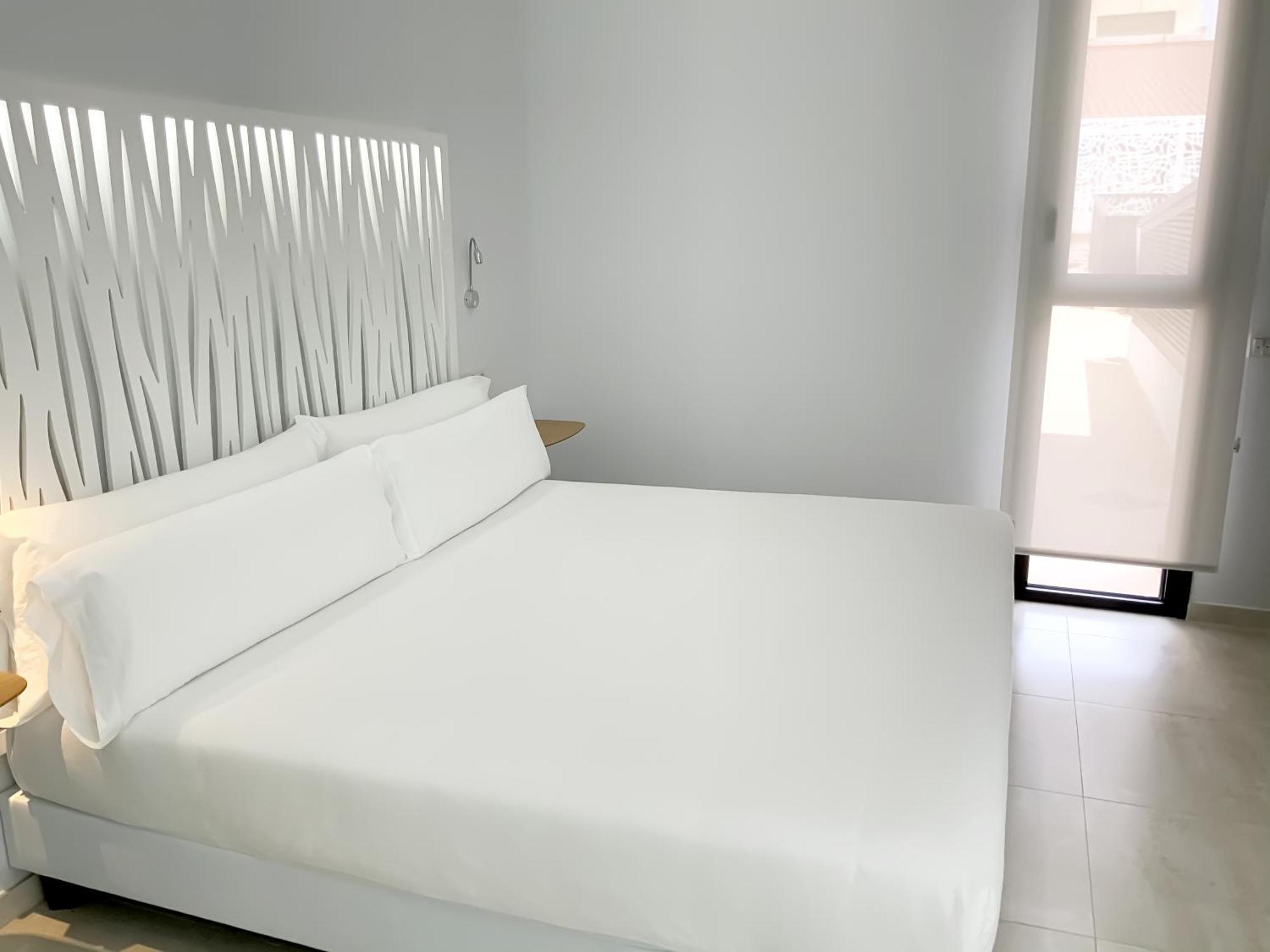 Feelathome Rivero Apartments Séville Extérieur photo