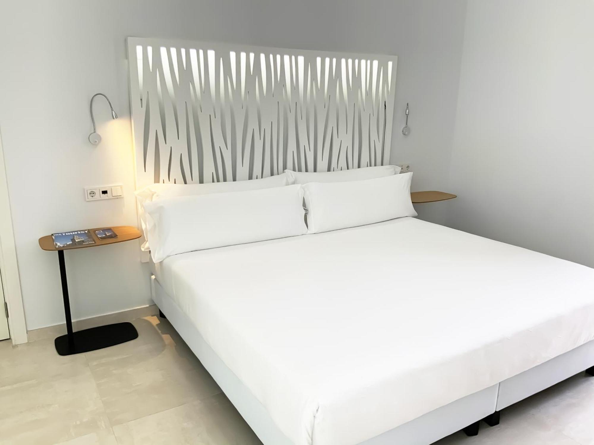 Feelathome Rivero Apartments Séville Extérieur photo