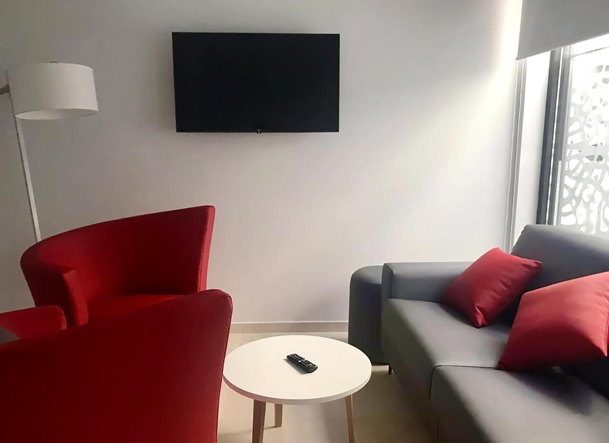 Feelathome Rivero Apartments Séville Extérieur photo