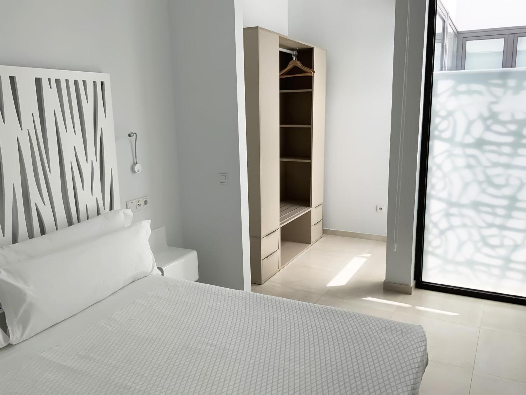 Feelathome Rivero Apartments Séville Extérieur photo